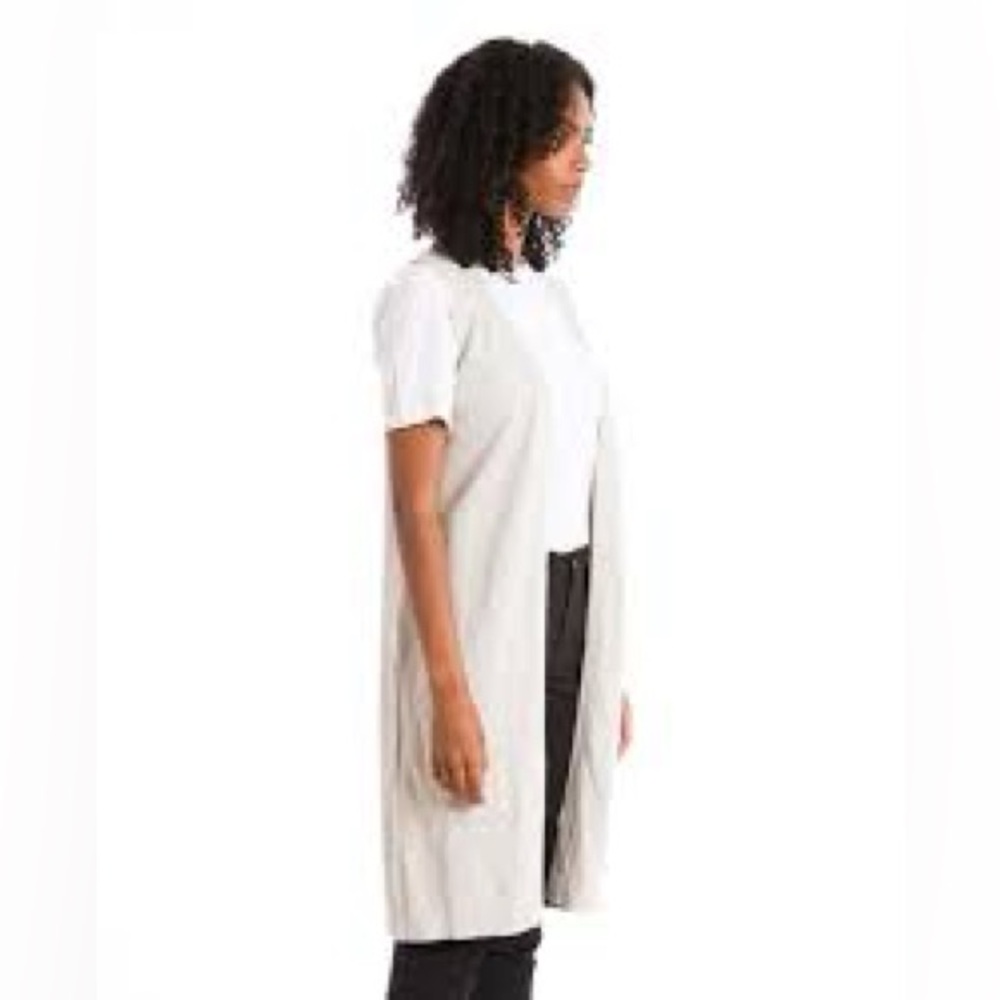 Mint velvet Elegant Cream Short Sleeve Women's Top